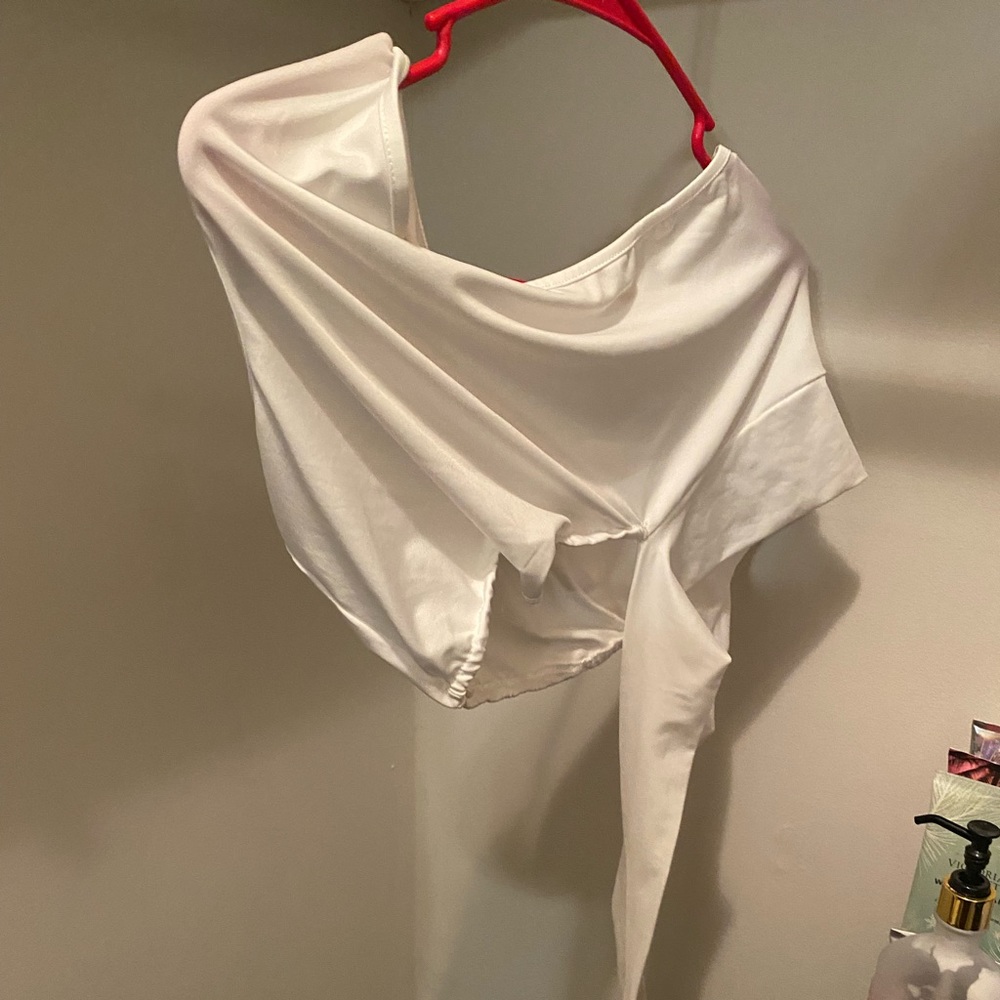 Shein plus cut out knot one side shoulder top